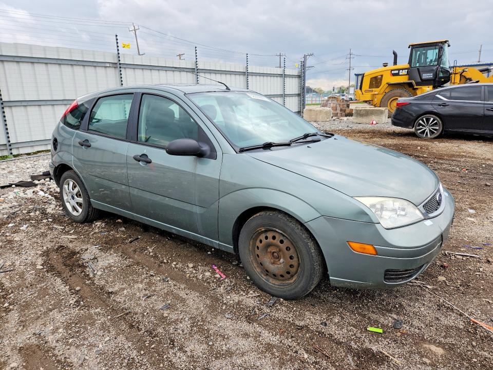 2005 Ford Focus VIN 3FAFP37N85R118173 COPART salvage auction — FRONT END, Il - Certificate Of Title, sold $375 on 2026-07-08 (photo 4)