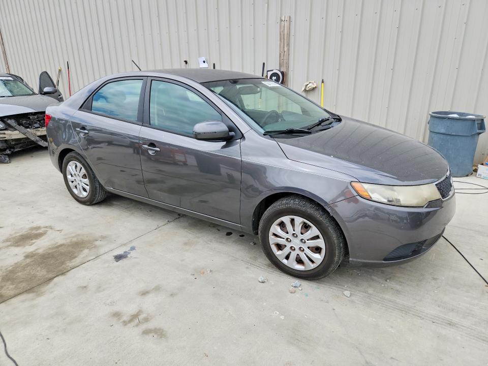 2013 Kia Forte VIN KNAFU4A26D5725257 COPART salvage auction — VANDALISM, Ga - Cert Of Title-Salvage, sold $850 on 2026-07-02 (photo 4)
