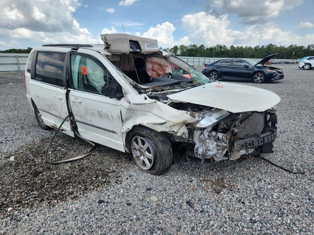 2011 Chrysler Voyager VIN 2A4RR5DG3BR658058 COPART salvage auction — FRONT END, FL - CERTIFICATE OF DESTRUCTION, sold $475 on 2026-07-02 (photo 4)