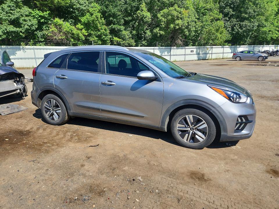 2022 Kia Niro VIN KNDCB3LC1N5546301 COPART salvage auction — SIDE, La - Cert Of Title-Salvage, sold $8,300 on 2026-07-16 (photo 4)