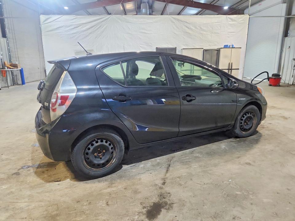 2014 Toyota Prius VIN JTDKDTB31E1569950 COPART salvage auction — FRONT END, Nh - Cert Of Title-Salvage, sold $475 on 2026-07-22 (photo 3)