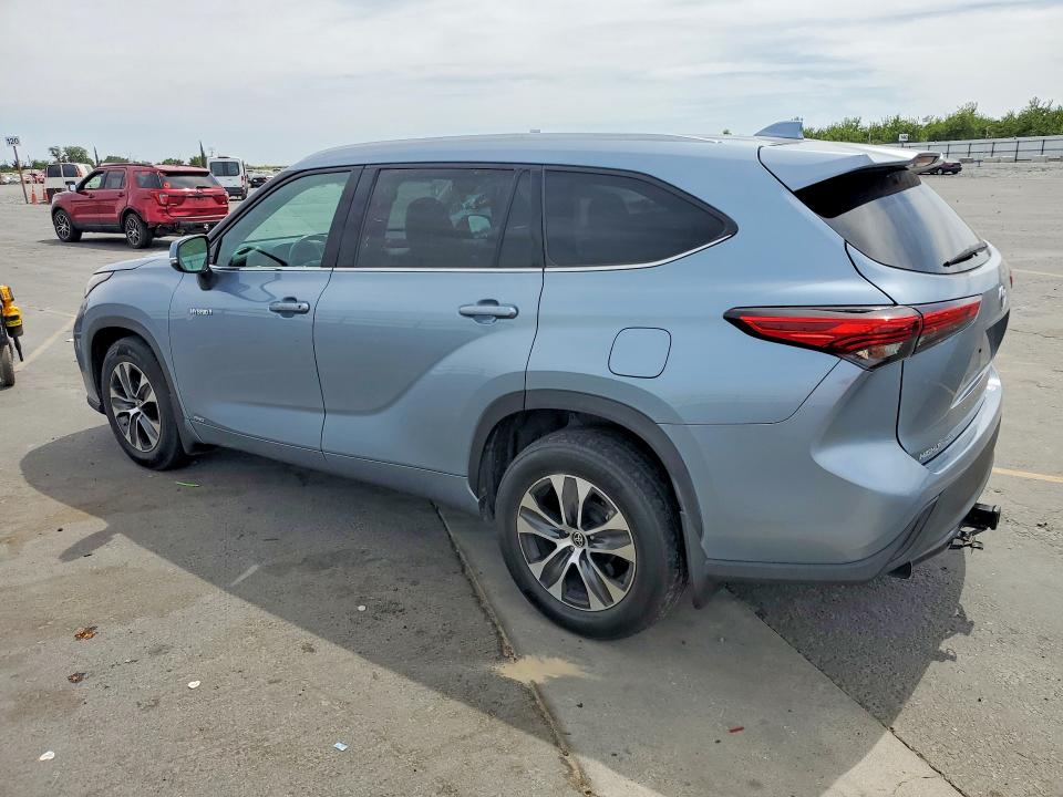 2021 Toyota Highlander VIN 5TDHBRCH1MS020747 COPART salvage auction — SIDE, Ca - Salvage Certificate, sold $16,300 on 2026-07-02 (photo 2)