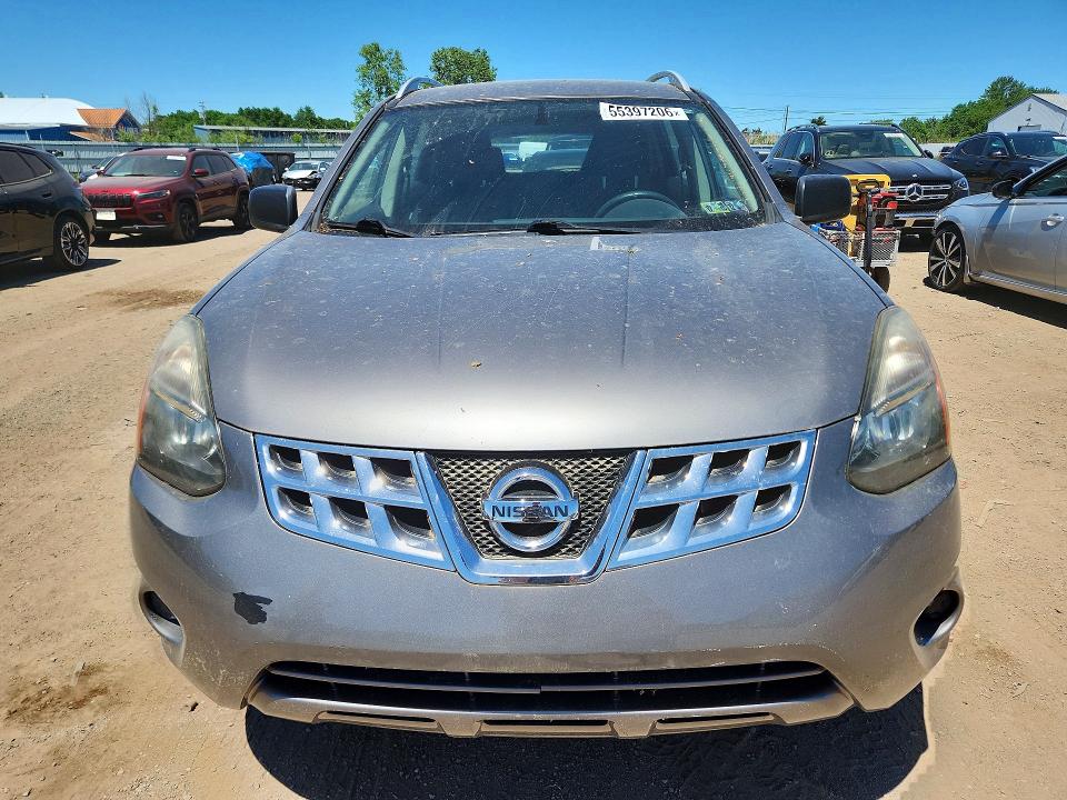 2015 Nissan Rogue VIN JN8AS5MV8FW768983 COPART salvage auction — MINOR DENT/SCRATCHES, PA - CERT OF TITLE, sold $2,150 on 2026-07-09 (photo 5)