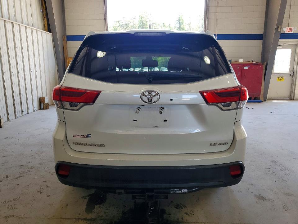 2017 Toyota Highlander VIN 5TDBZRFH0HS481375 COPART salvage auction — FRONT END, Va - Cert Of Title - Salvage, sold $6,000 on 2026-07-31 (photo 6)