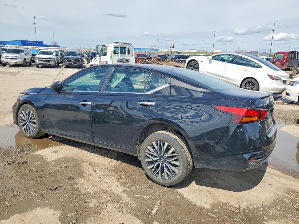 2025 Nissan Altima VIN 1N4BL4DW0SN370186 COPART salvage auction — FRONT END, Fl - Dlr Only Salvage/Rebuildable (P), sold $3,700 on 2026-07-09 (photo 2)