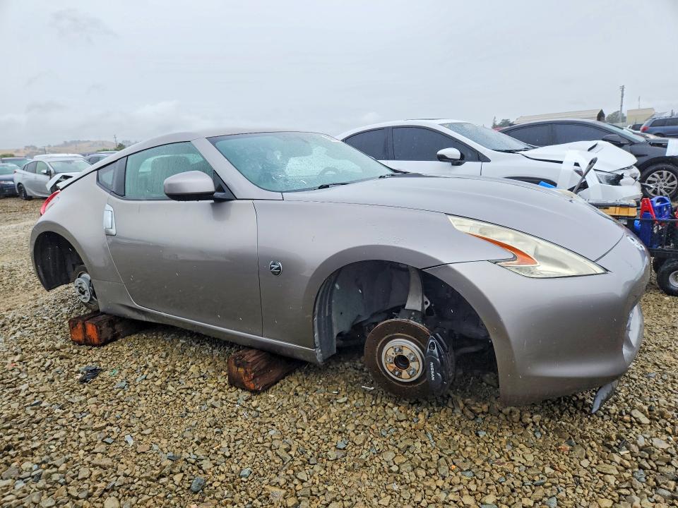 2010 Nissan 370z VIN JN1AZ4EH5AM500796 COPART salvage auction — VANDALISM, Ca - Salvage Certificate, sold $3,300 on 2026-07-14 (photo 4)