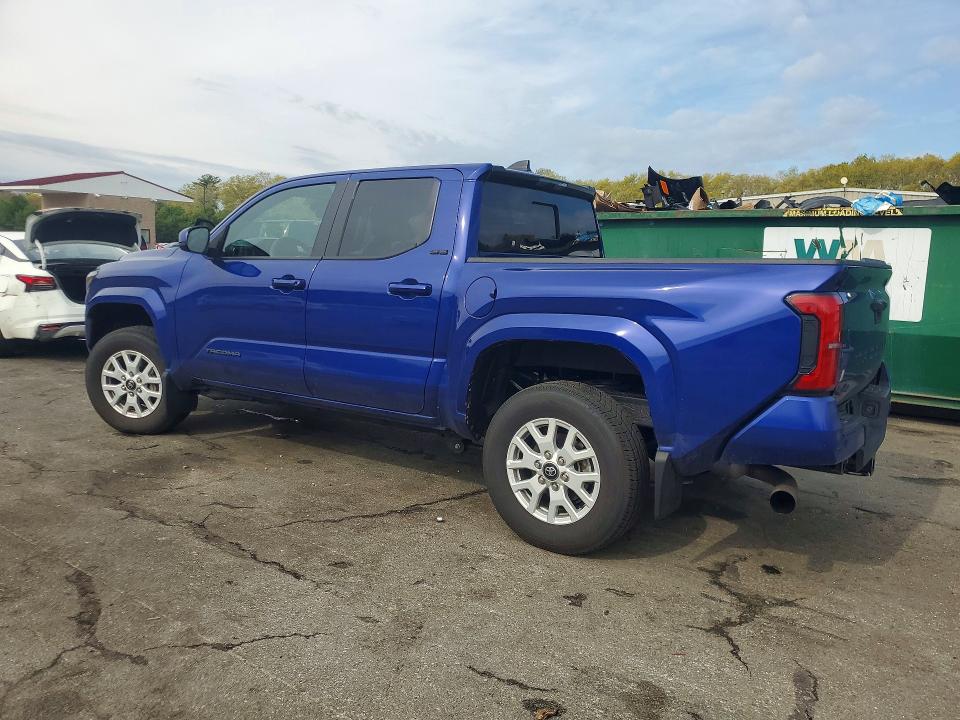 2025 Toyota Tacoma VIN 3TMLB5JN4SM162325 COPART salvage auction — Front End, MA - CERT OF TITLE-SALVAGE, sold $17,500 on 2026-06-30 (photo 2)