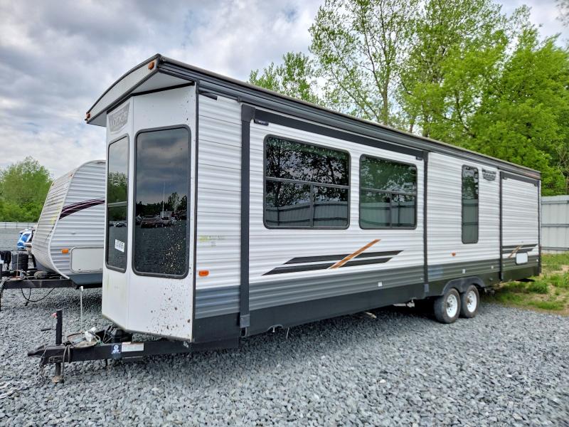 2021 Wildwood Recreational vehicle (rv) VIN 4X4TWDM27MM060106 COPART salvage auction — WATER/FLOOD, MI - SCRAP CERT OF TITLE-FLOOD VEH, sold $125 on 2026-07-30 (photo 2)