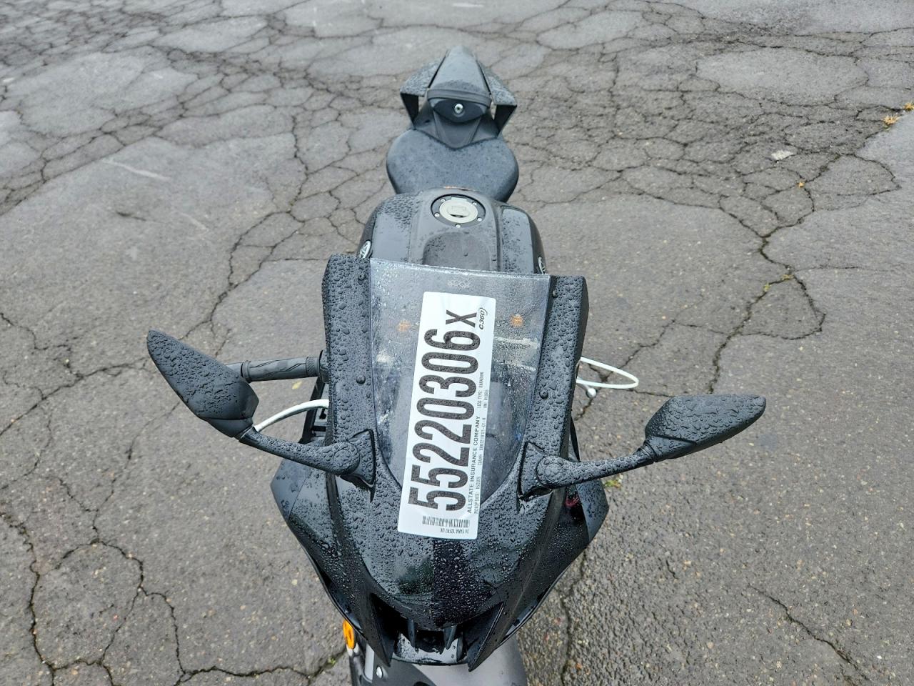 2024 Yamaha YZFR7 VIN JYARM38E5RA013665 COPART salvage auction — Side, OR - SALVAGE TITLE CERTIFICATE, sold $3,000 on 2026-07-02 (photo 5)