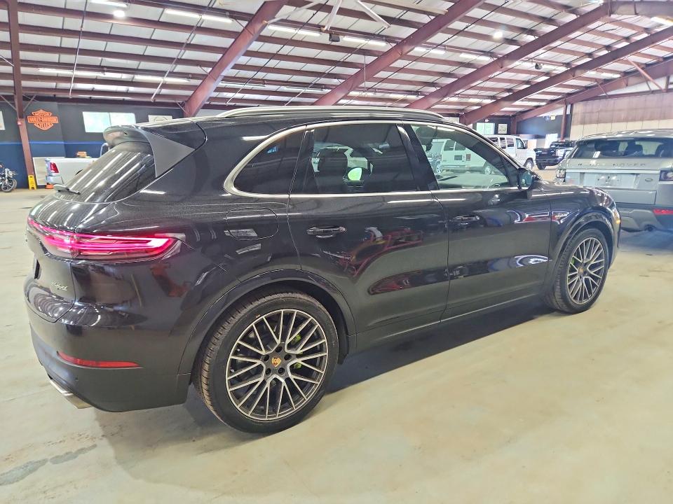 2019 Porsche Cayenne VIN WP1AE2AY4KDA50934 COPART salvage auction — MINOR DENT/SCRATCHES, Pa - Cert Of Title (P), sold $22,800 on 2026-07-30 (photo 3)