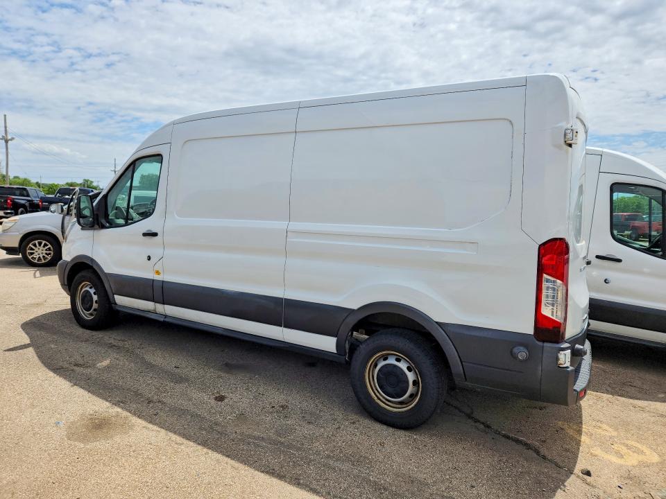 2016 Ford Transit VIN 1FTYE2CV3GKB25404 COPART salvage auction — MINOR DENT/SCRATCHES, OH - CERTIFICATE OF TITLE, sold $7,700 on 2026-09-04 (photo 2)