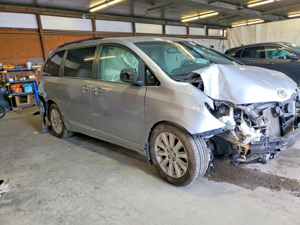 2015 Toyota Sienna VIN 5TDDK3DC2FS097564 COPART salvage auction — FRONT END, Pa - Certificate Of Salvage, sold $1,200 on 2026-07-09 (photo 4)