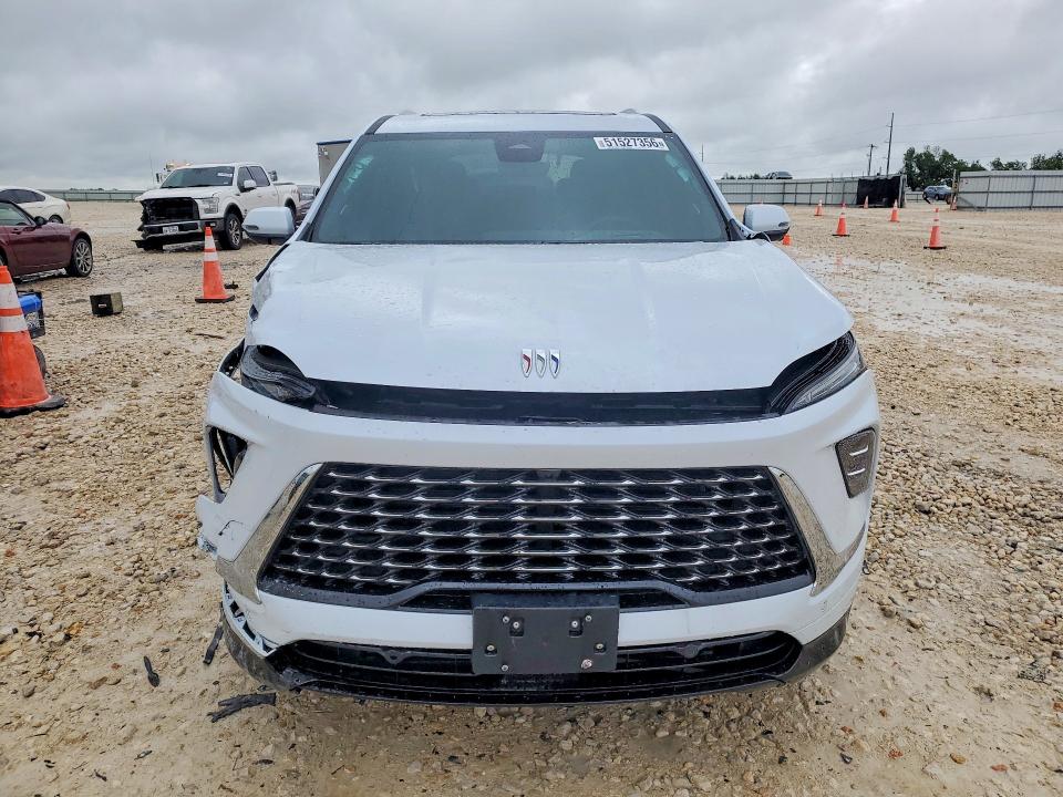 2026 Buick . VIN 5GAEVCKS5TJ221908 COPART salvage auction — FRONT END, Salvage Title, sold $23,000 on 2026-07-21 (photo 5)