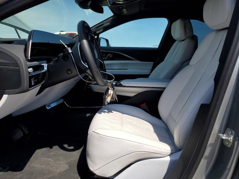 2025 Cadillac Lyriq VIN 1GYKPNRK7SZ317370 COPART salvage auction — REAR END, In - Cert Of Title-Salvage Title, sold $31,500 on 2026-07-24 (photo 7)