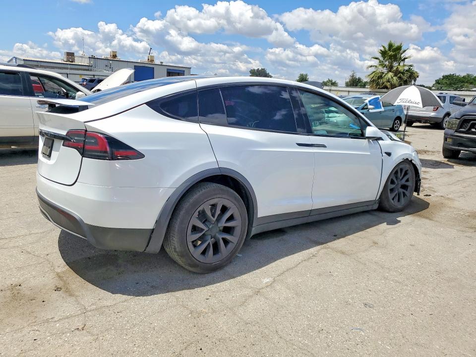 2023 Tesla Model x VIN 7SAXCAE5XPF425711 COPART salvage auction — FRONT END, Ca - Salvage Certificate, sold $23,400 on 2026-07-06 (photo 3)