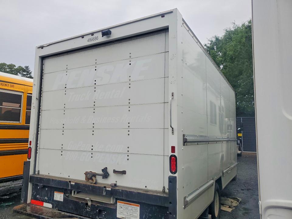 2022 Ford E-350 VIN 1FDWE3FN6NDC09089 COPART salvage auction — FRONT END, Az - Cert Of Title - Salvage, sold $6,900 on 2026-07-28 (photo 3)