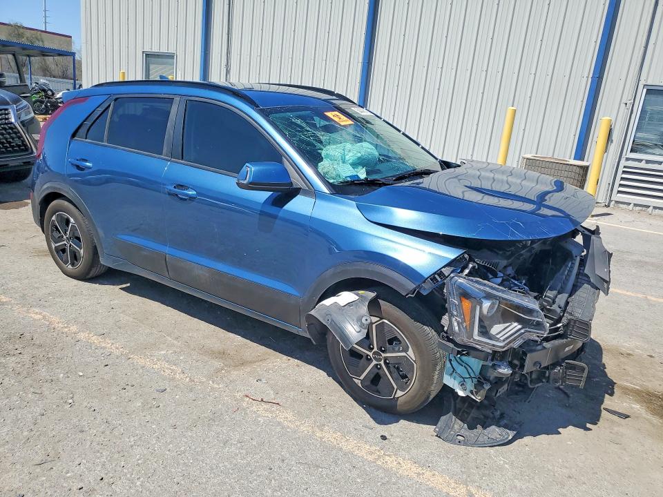 2025 Kia Niro VIN KNDCR3LE0S5306956 COPART salvage auction — FRONT END, Nv - Salvage Title, sold $2,050 on 2026-07-23 (photo 4)