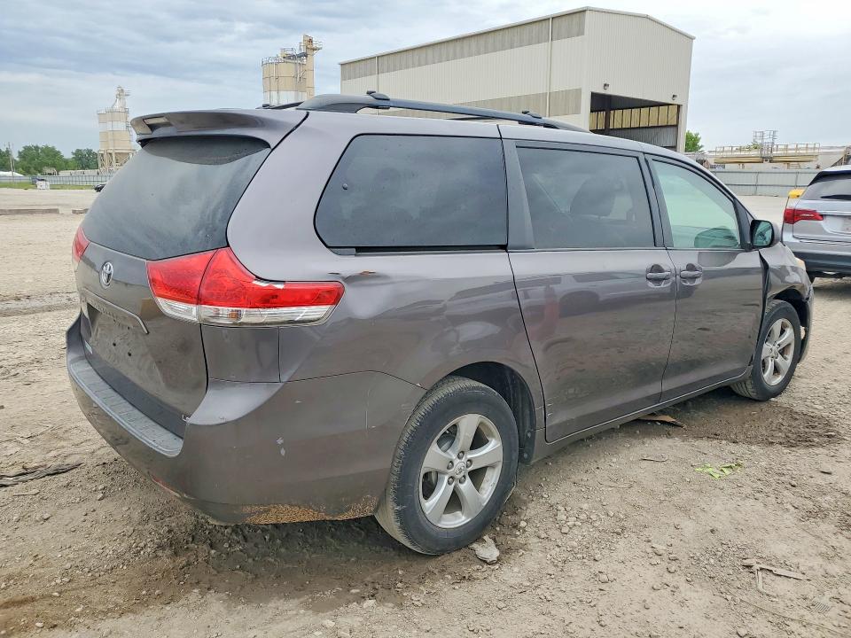 2011 Toyota Sienna VIN 5TDKK3DC1BS003045 COPART salvage auction — FRONT END, MO - SALVAGE CERTIFICATE OF TITLE, sold $1,550 on 2026-07-02 (photo 3)