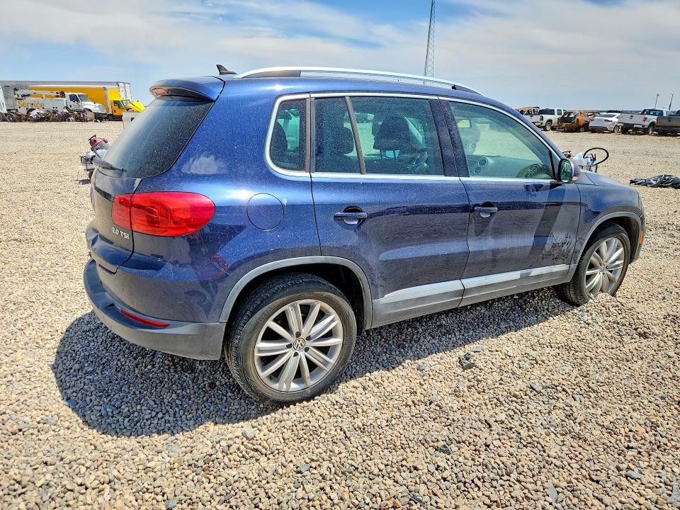 2013 Volkswagen VIN WVGAV3AX4DW608184 COPART salvage auction — SIDE, Tx - Salvage Vehicle Title, sold $800 on 2026-07-14 (photo 3)