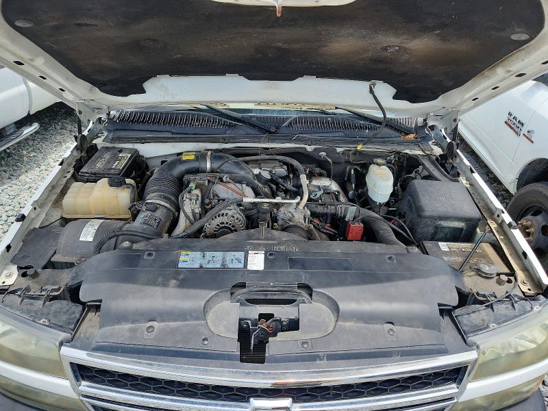 2007 Chevrolet Silverado 3500 VIN 1GCJC33D17F175103 COPART salvage auction — MINOR DENT/SCRATCHES, FL - CERT OF TITLE SLVG REBUILDABLE, sold $10,700 on 2026-07-29 (photo 7)