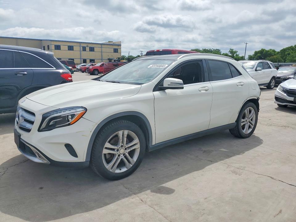 2015 Mercedes-benz VIN WDCTG4GB2FJ100881 COPART salvage auction — REAR END, Tx - Certificate Of Title, sold $3,250 on 2026-08-17 (photo 1)
