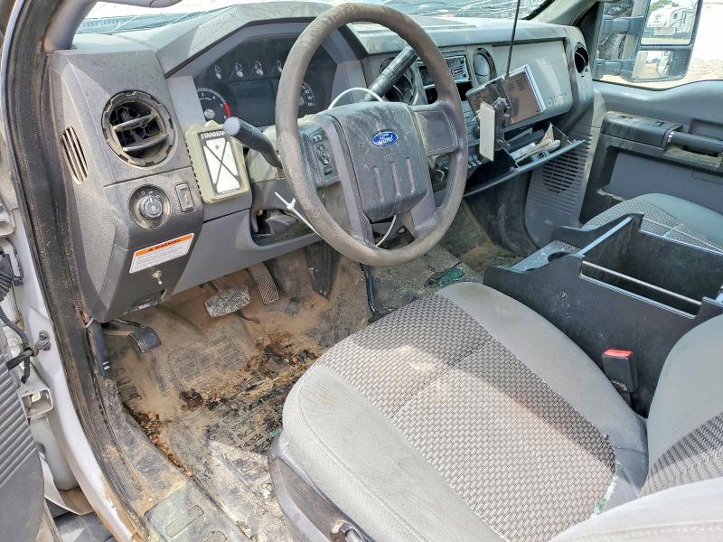 2013 Ford F-550 VIN 1FDUF5HY6DEB53641 COPART salvage auction — ROOF, Mo - Salvage Certificate Of Title, sold $3,200 on 2026-07-08 (photo 8)