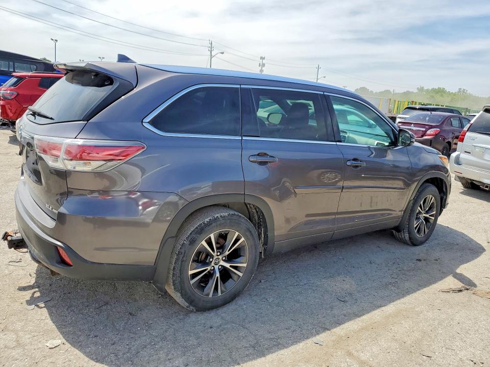 2016 Toyota Highlander VIN 5TDJKRFH0GS243749 COPART salvage auction — WATER/FLOOD, In - Cert Of Title-Salvage Flood, sold $4,250 on 2026-07-14 (photo 3)