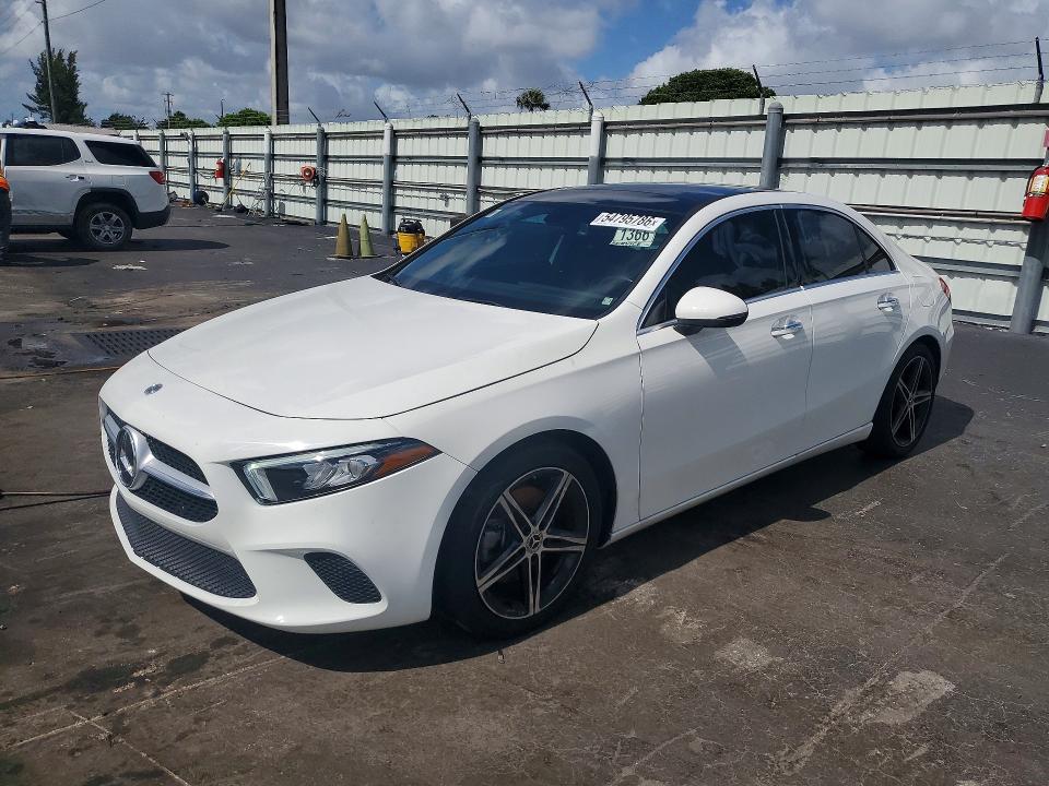2022 Mercedes-benz A-klasse VIN W1K3G4EB6NJ325821 COPART salvage auction — MECHANICAL, Fl - Certificate Of Title (P), sold $14,900 on 2026-07-27 (photo 1)