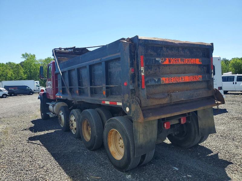 2000 Volvo Convention VIN 4V5JC2UF4YN869284 COPART salvage auction — MINOR DENT/SCRATCHES, Va - Certificate Of Title, sold $11,500 on 2026-07-08 (photo 3)