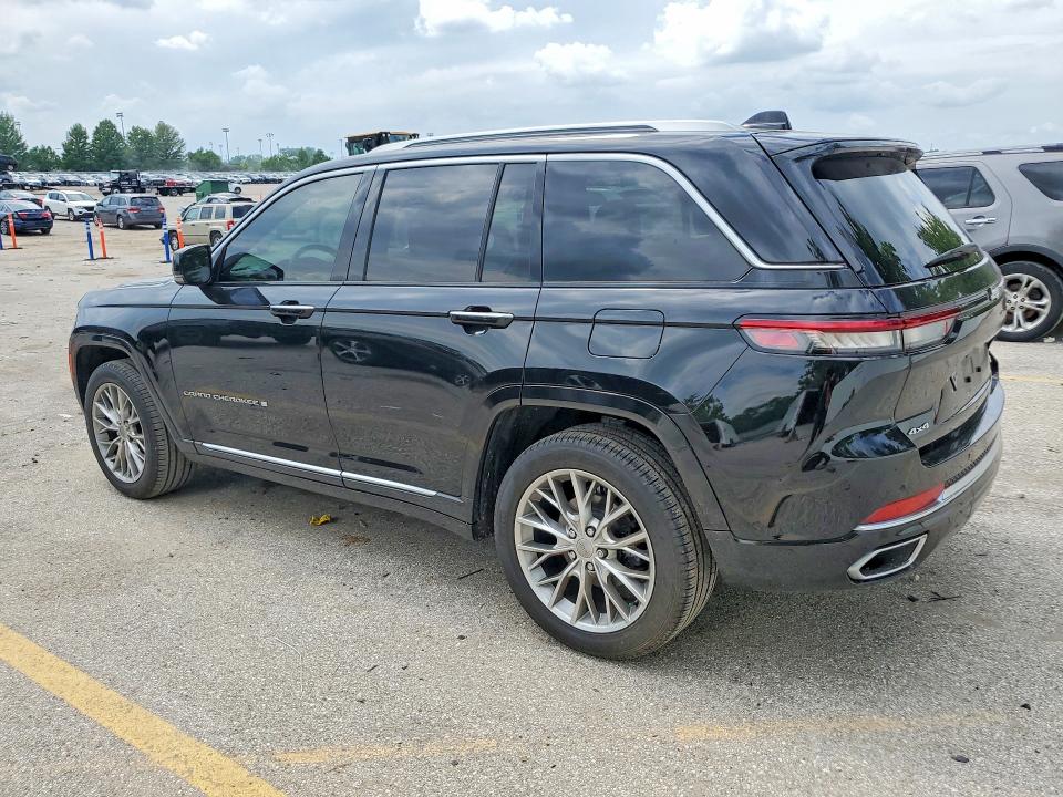 2023 Jeep Grand cherokee VIN 1C4RJHEG4PC563229 COPART salvage auction — MINOR DENT/SCRATCHES, Mo - Certificate Of Title, sold $35,250 on 2026-07-02 (photo 2)