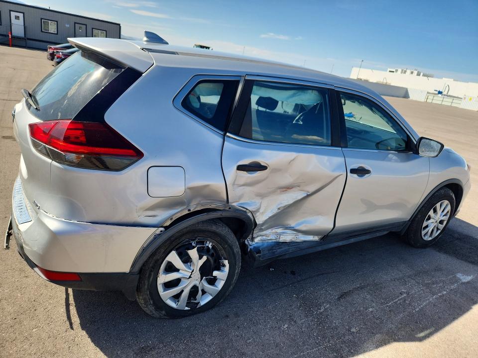 2019 Nissan Rogue VIN JN8AT2MV4KW388187 COPART salvage auction — SIDE, Ut - Salvage Certificate, sold $3,500 on 2026-07-31 (photo 3)