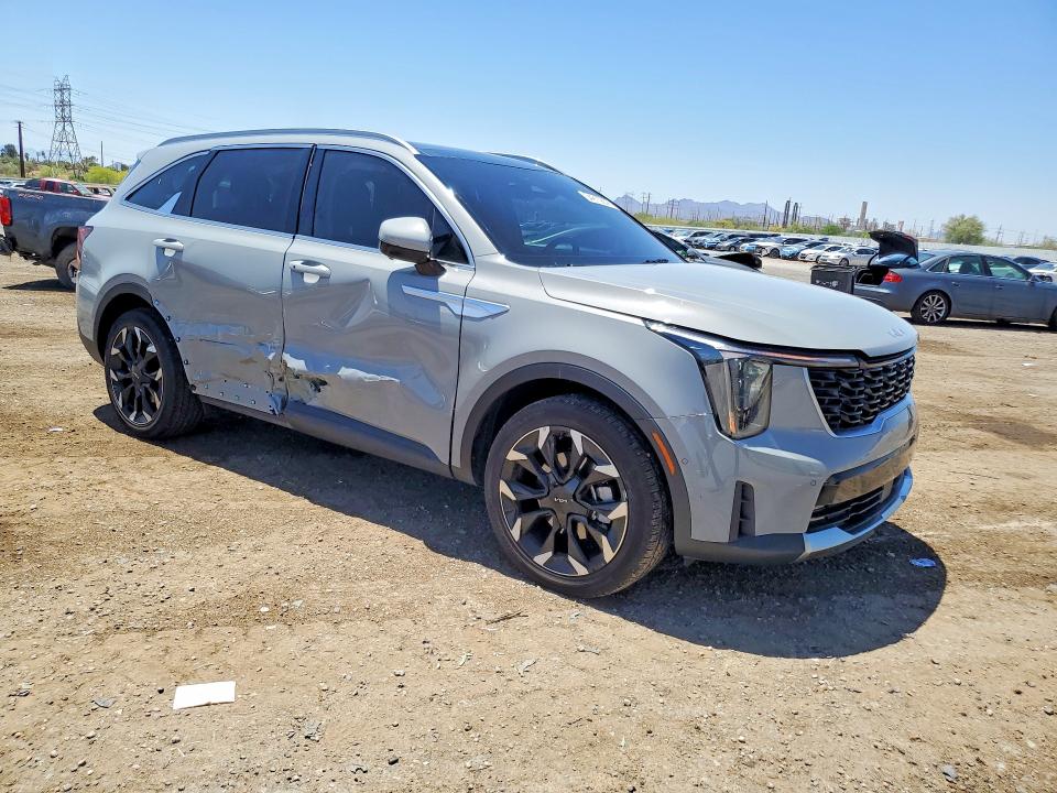 2026 Kia VIN 5XYRK4JFXTG411836 COPART salvage auction — SIDE, AZ - CERT OF TITLE - SALVAGE, sold $16,000 on 2026-07-06 (photo 4)
