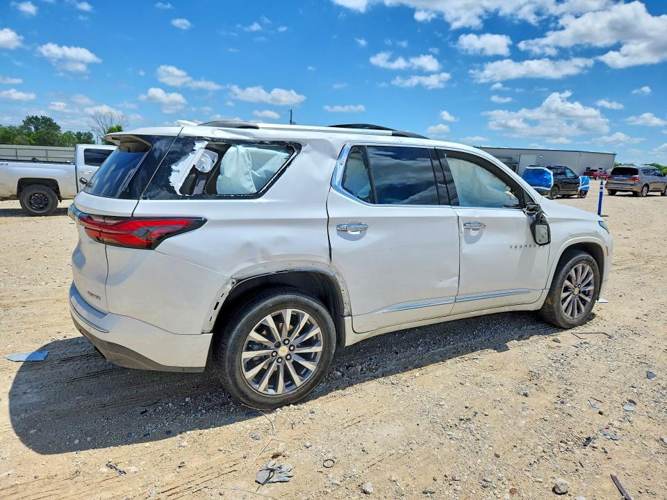 2023 Chevrolet Traverse VIN 1GNERKKW2PJ333224 COPART salvage auction — SIDE, TX - SALVAGE VEHICLE TITLE (P), sold $4,150 on 2026-07-02 (photo 3)