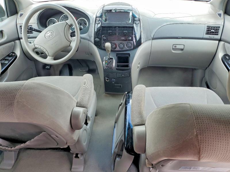 2004 Toyota Sienna VIN 5TDZA23C24S137157 COPART salvage auction — FRONT END, Fl - Cert Of Title Slvg Rebuildable, sold $150 on 2026-07-15 (photo 8)