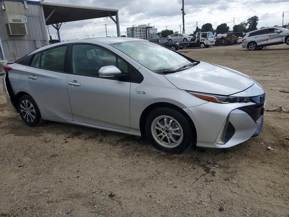 2022 Toyota Prius VIN JTDKAMFP3N3217405 COPART salvage auction — REAR END, Ca - Salvage Certificate, sold $8,200 on 2026-07-20 (photo 4)