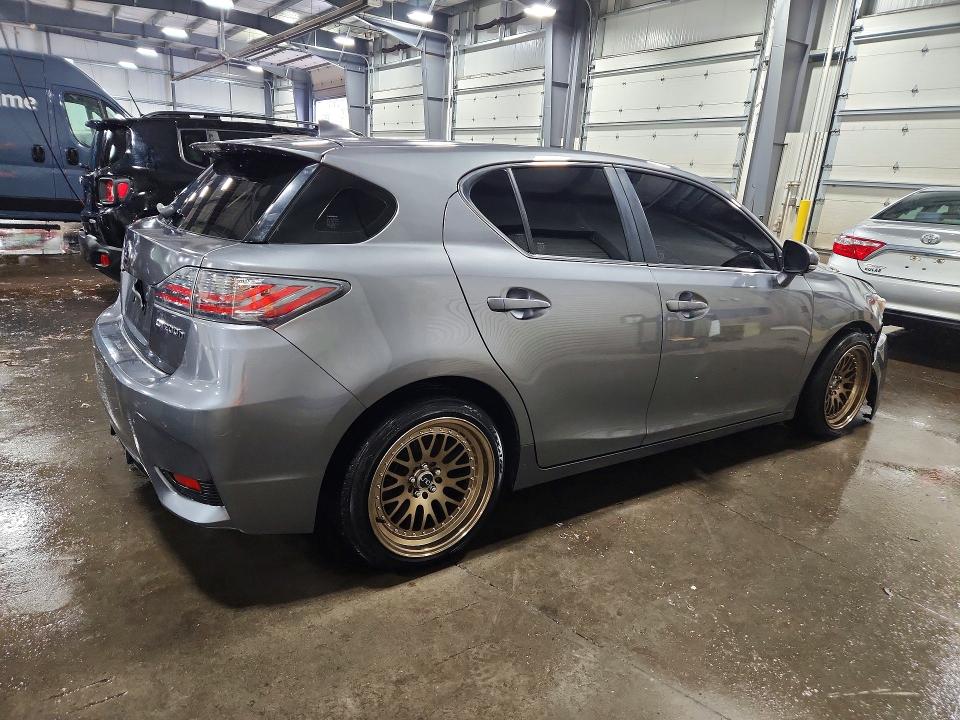 2015 Lexus VIN JTHKD5BH8F2247663 COPART salvage auction — FRONT END, Mn - Cert Of Title-Prior Salvage, sold $1,800 on 2026-07-16 (photo 3)