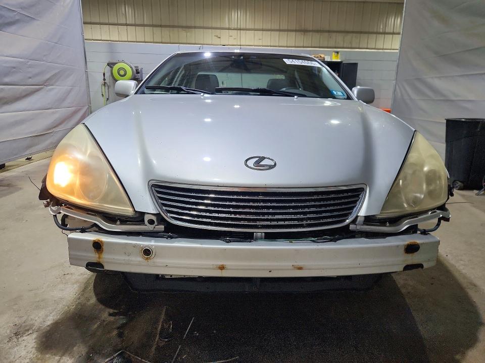 2005 Lexus ES VIN JTHBA30G155085086 COPART salvage auction — FRONT END, Nh - Cert Of Title-Salvage, sold $90 on 2026-07-23 (photo 5)