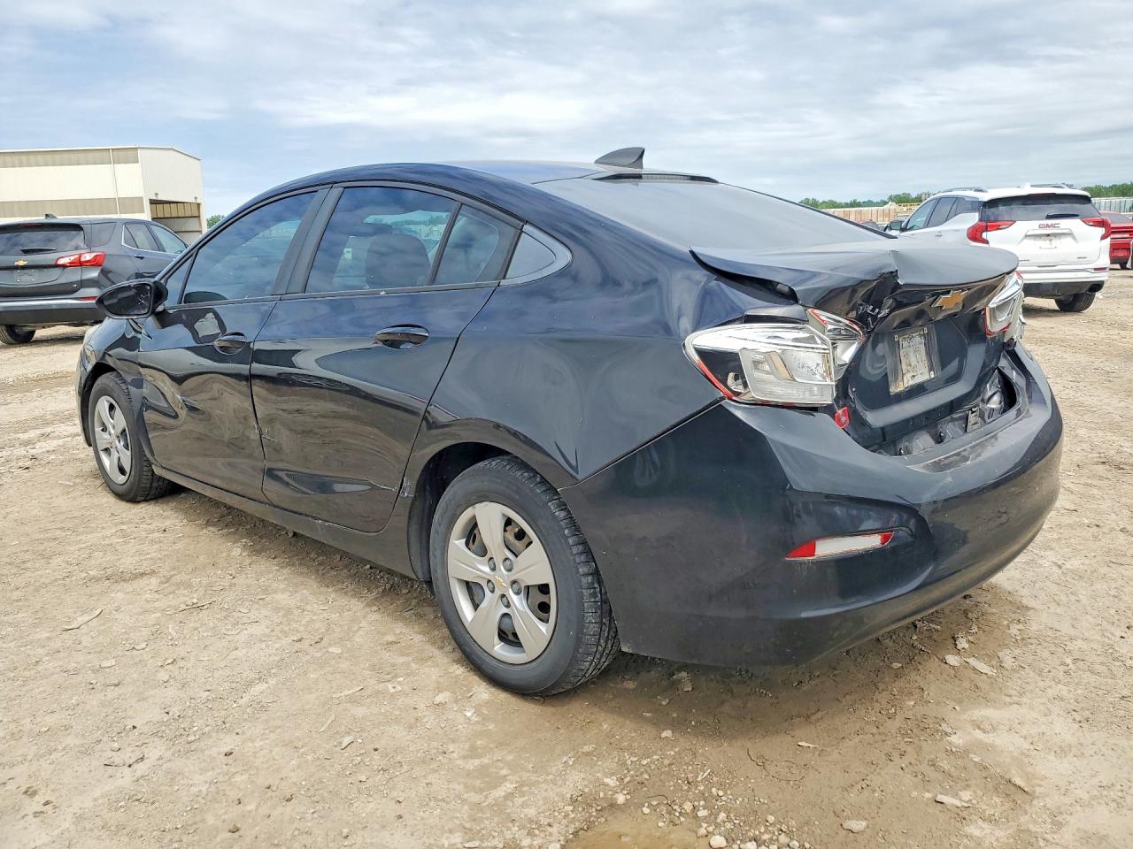 2017 Chevrolet Cruze VIN 1G1BC5SM4H7112910 COPART salvage auction — Rear End, MO - SALVAGE CERTIFICATE OF TITLE, sold $1,300 on 2026-07-09 (photo 2)