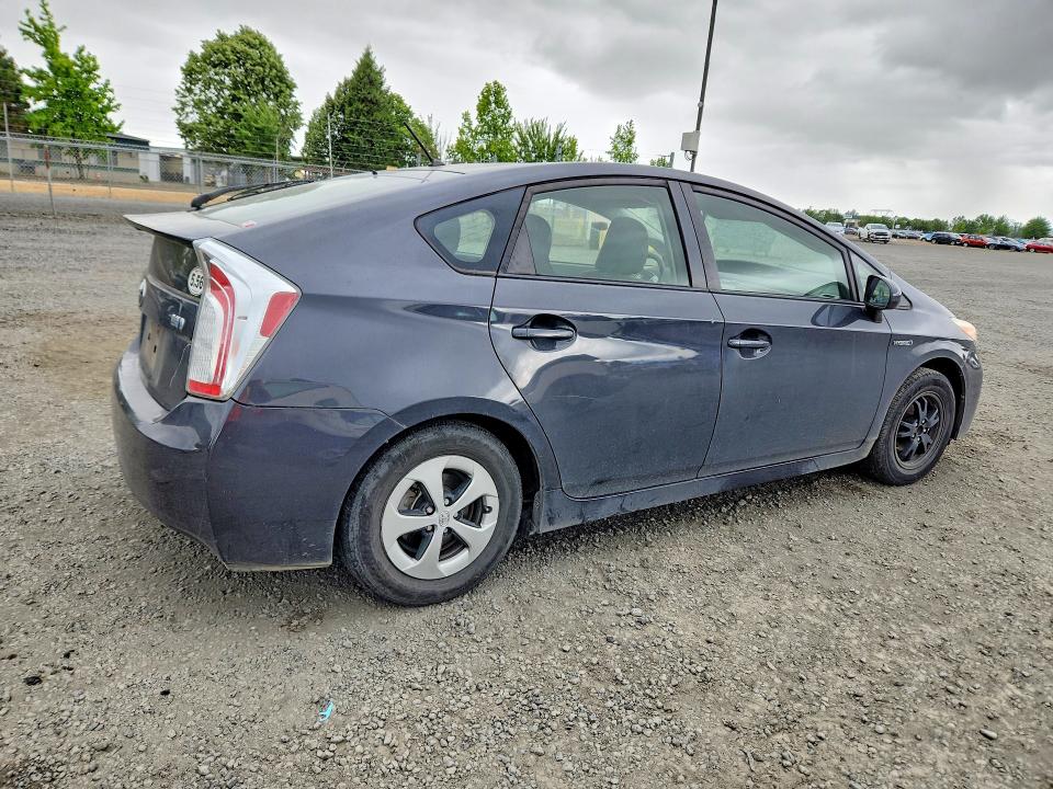 2014 Toyota Prius VIN JTDKN3DU8E0384464 COPART salvage auction — SIDE, Or - Salvage Title Certificate, sold $2,950 on 2026-07-28 (photo 3)