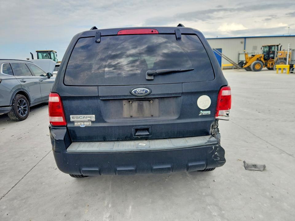 2010 Ford Escape VIN 1FMCU9DG6AKC17079 COPART salvage auction — REAR END, Tx - Salvage Vehicle Title, sold $450 on 2026-07-09 (photo 6)