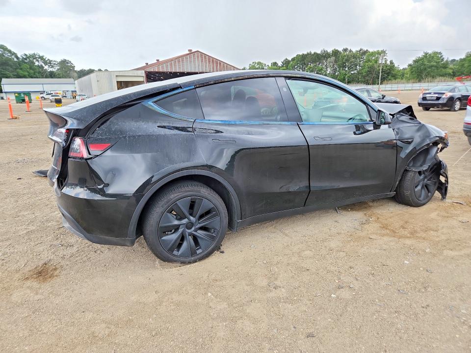 2025 Tesla Model y VIN 7SAYGDEE2SA367870 COPART salvage auction — FRONT END, La - Cert Of Title-Salvage, sold $7,400 on 2026-07-14 (photo 3)