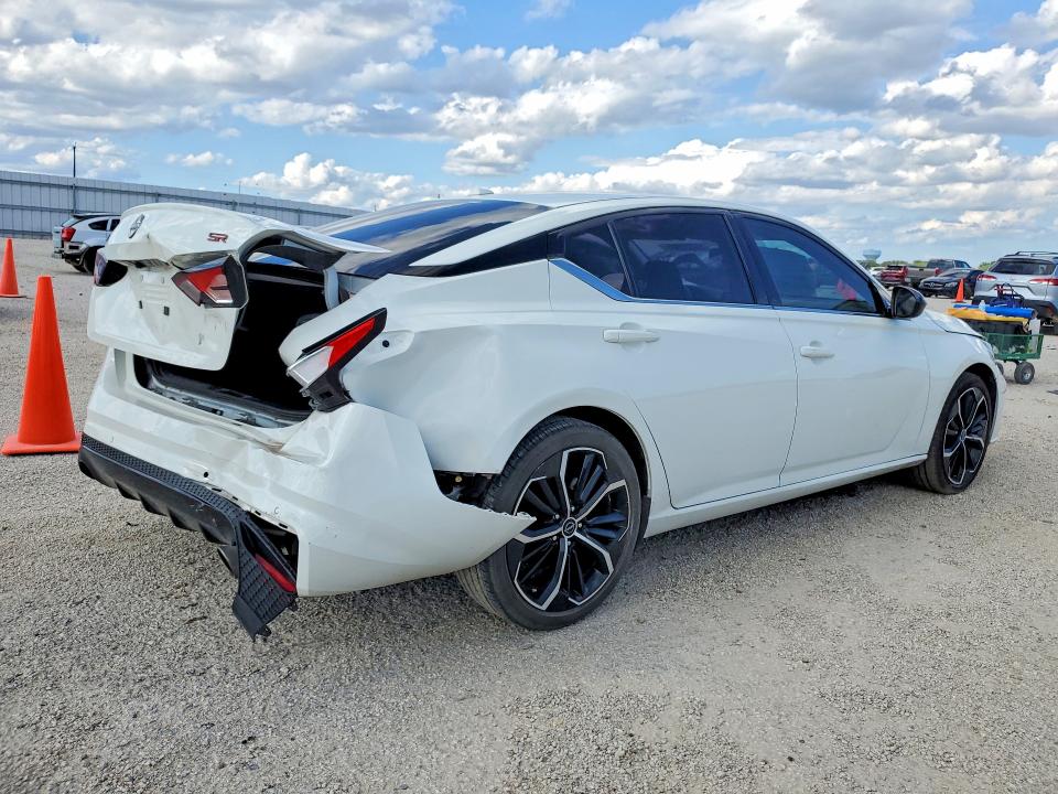 2024 Nissan Altima VIN 1N4BL4CV3RN355989 COPART salvage auction — REAR END, Tx - Salvage Vehicle Title, sold $6,500 on 2026-07-02 (photo 3)