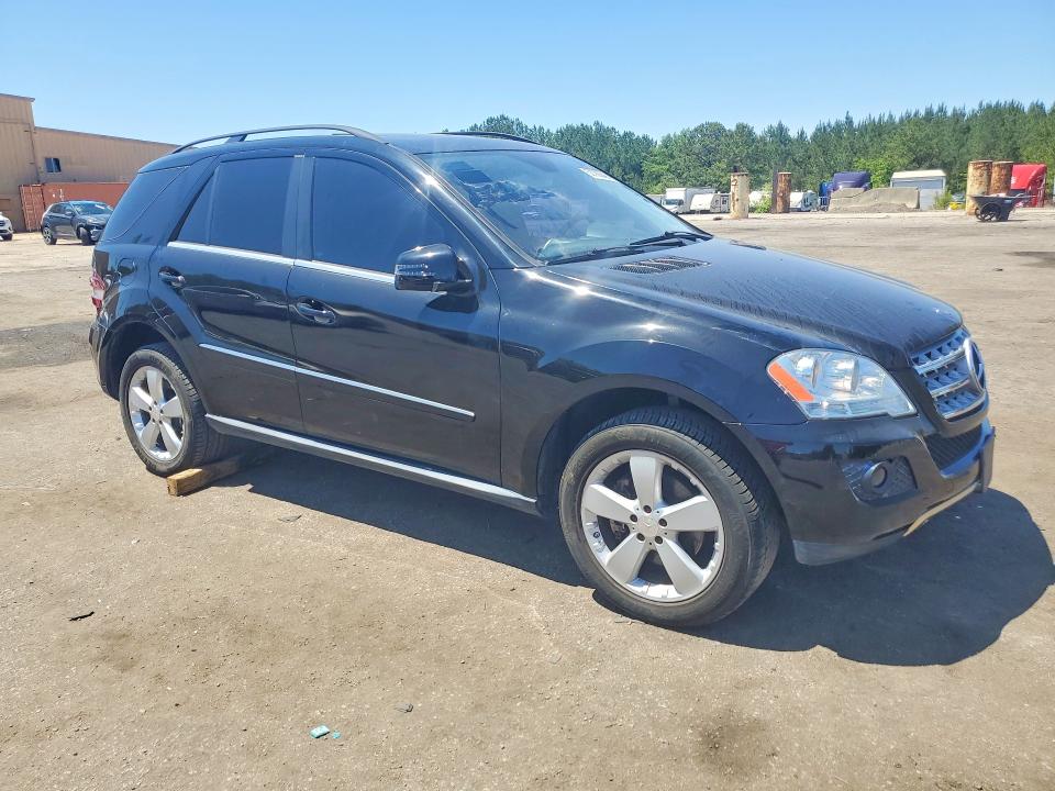 2011 Mercedes-benz Ml-class VIN 4JGBB8GB6BA669746 COPART salvage auction — NORMAL WEAR, Fl - Certificate Of Title, sold $2,450 on 2026-07-08 (photo 4)