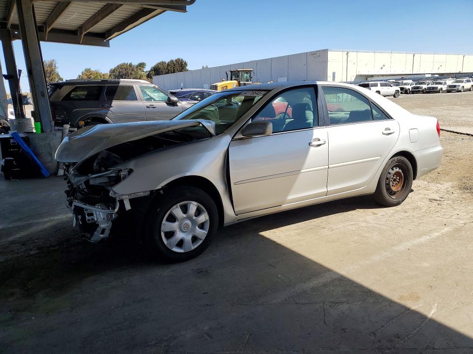 2004 Toyota Camry VIN 4T1BE32K74U909308 COPART salvage auction — FRONT END, Ca - Salvage Certificate, sold $250 on 2026-07-02 (photo 1)