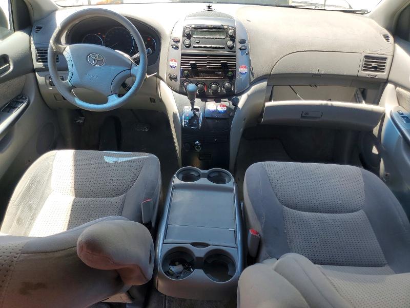 2010 Toyota Sienna VIN 5TDKK4CC5AS336094 COPART salvage auction — WATER/FLOOD, Tx - Nonrepairable Title-Flood, sold $750 on 2026-07-10 (photo 8)