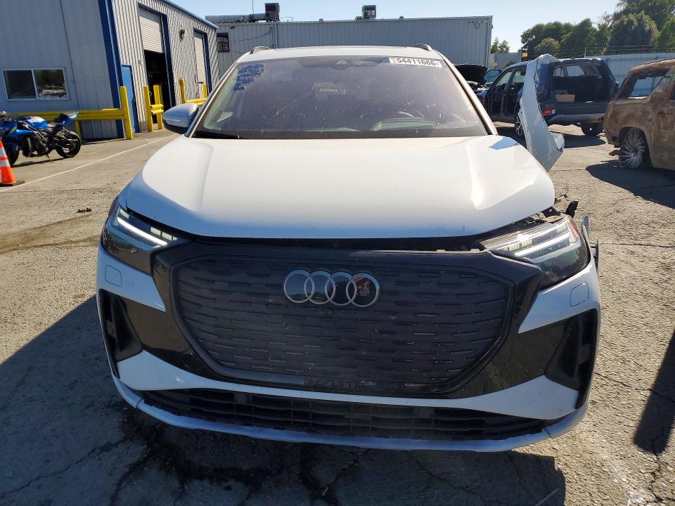 2024 Audi Q4 e-tron VIN WA1MUBFZ3RP038666 COPART salvage auction — FRONT END, Ca - Salvage Certificate, sold $4,800 on 2026-07-24 (photo 5)