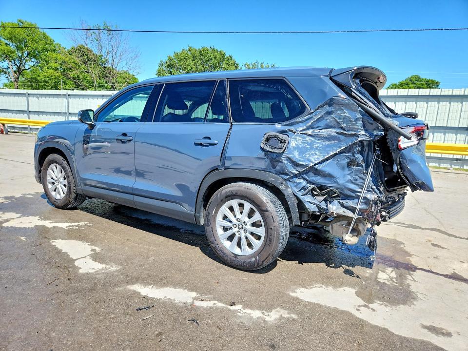 2024 Toyota Highlander VIN 5TDAAAA58RS017415 COPART salvage auction — REAR END, TN - SALVAGE CERTIFICATE, sold $15,400 on 2026-07-08 (photo 2)