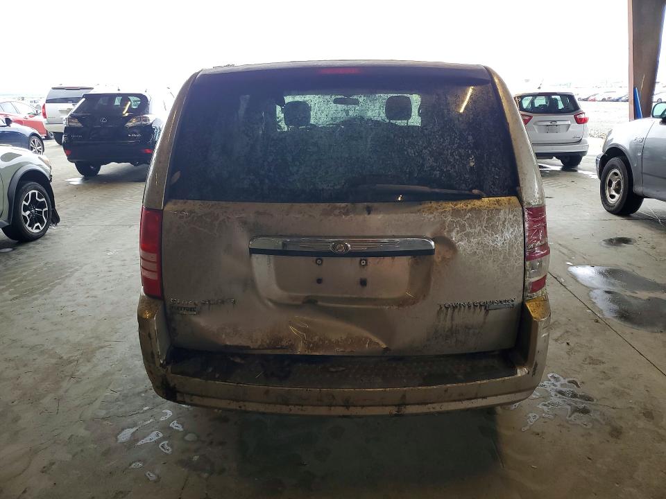 2009 Chrysler Town & country VIN 2A8HR44E89R656108 COPART salvage auction — REAR END, Ca - Dis/Dlr/Exp App For Dup Clean, sold $100 on 2026-07-02 (photo 6)