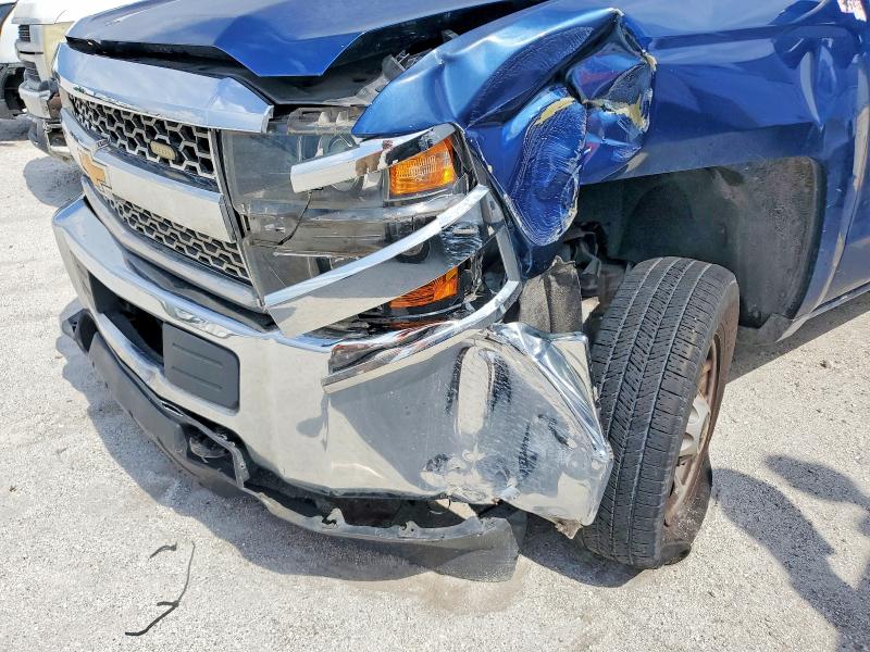 2019 Chevrolet VIN 1GC1CREG0KF256502 COPART salvage auction — FRONT END, Fl - Cert Of Title Slvg Rebuildable, sold $1,950 on 2026-07-09 (photo 9)
