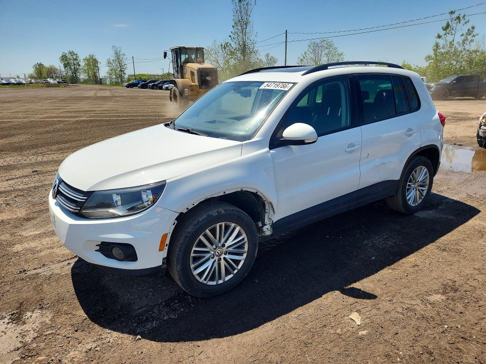 2016 Volkswagen Tiguan VIN WVGJV7AX0GW509101 COPART salvage auction — VANDALISM, Qc - Gravement Accidente, sold $1,650 on 2026-07-07 (photo 1)